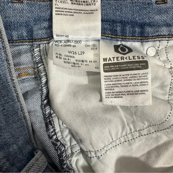 Levi’s (26Wx29L) High Waisted Crop Flare  Blue Women's Jeans - Picture 6 of 16